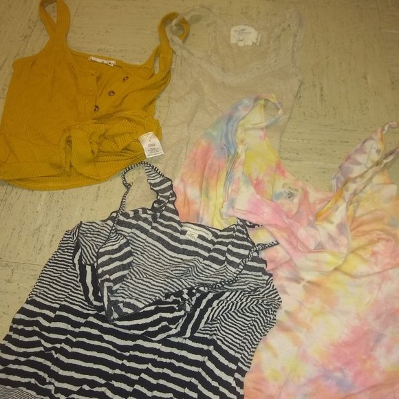 Tank Top Bundle - Picture 4 of 8